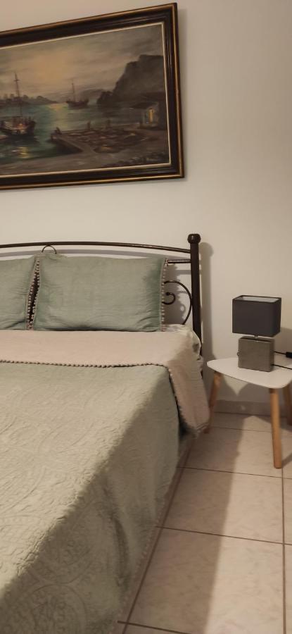 Ostria Appartement Ierissós Buitenkant foto