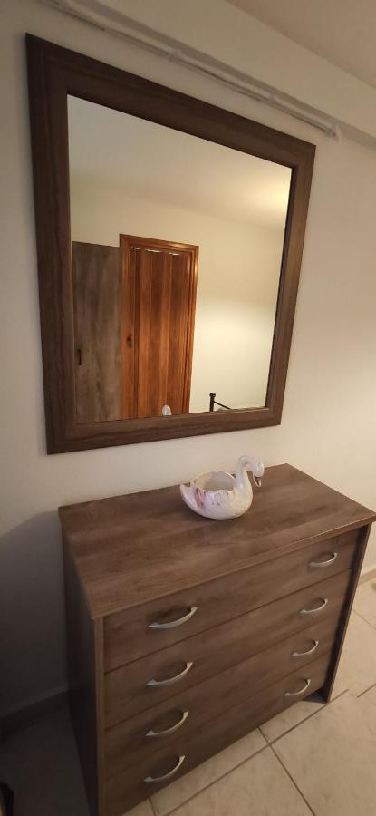 Ostria Appartement Ierissós Buitenkant foto