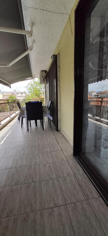 Ostria Appartement Ierissós Buitenkant foto