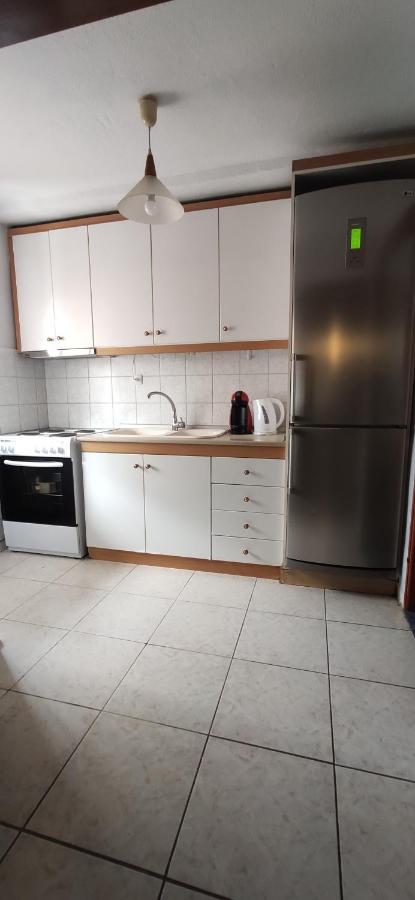 Ostria Appartement Ierissós Buitenkant foto